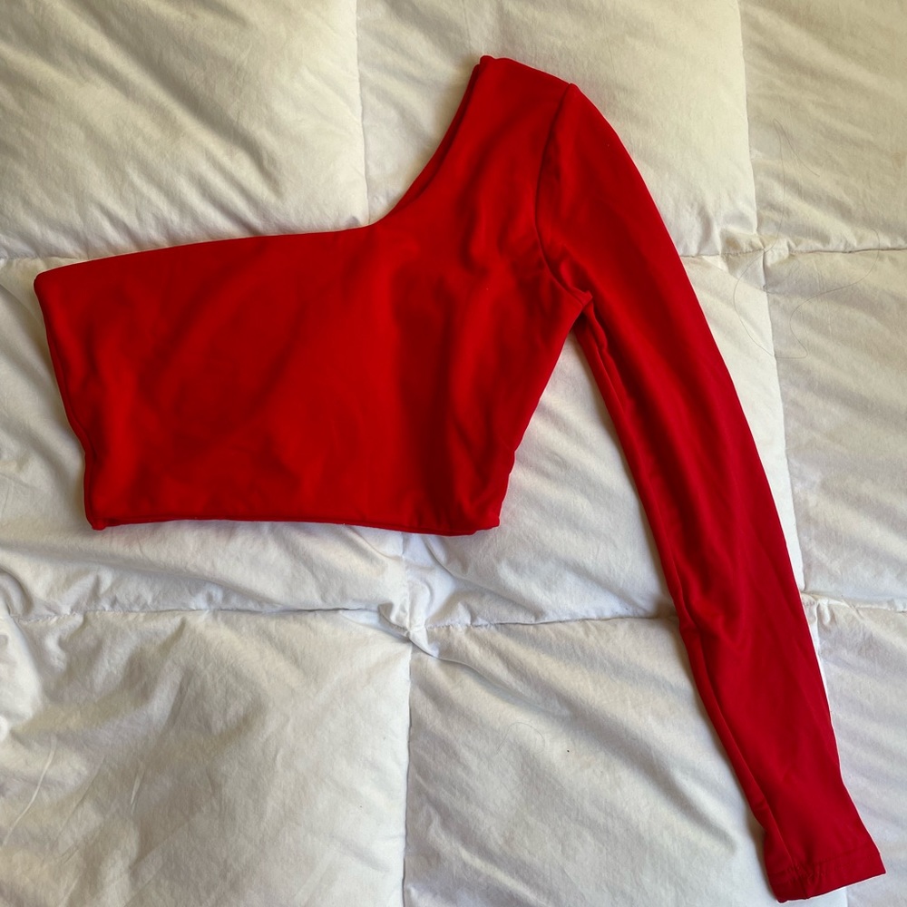 red one shoulder long sleeve crop